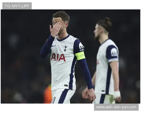 热刺前场连续压迫，孙兴慜爆射被扑